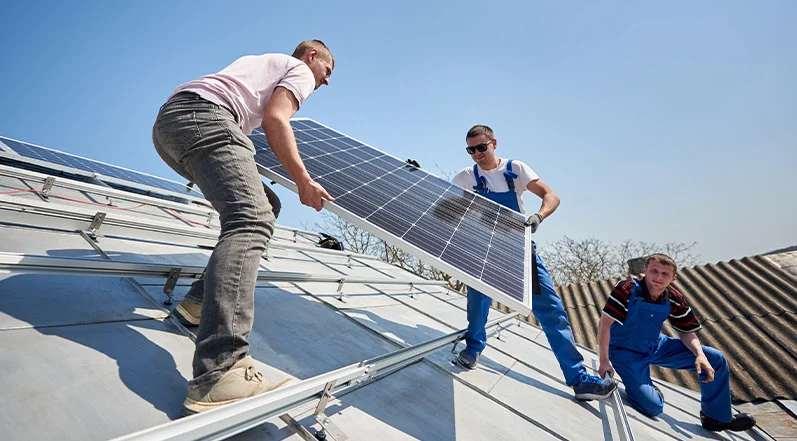 Off Grid Falcon team at a worksite